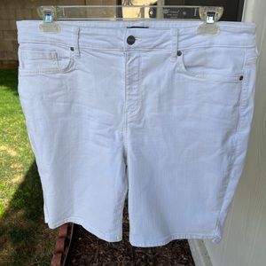 Size 16 NYDJ White Bermuda denim